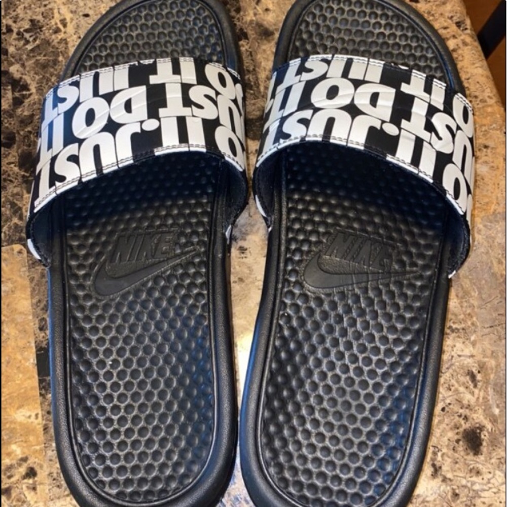 Nike slides